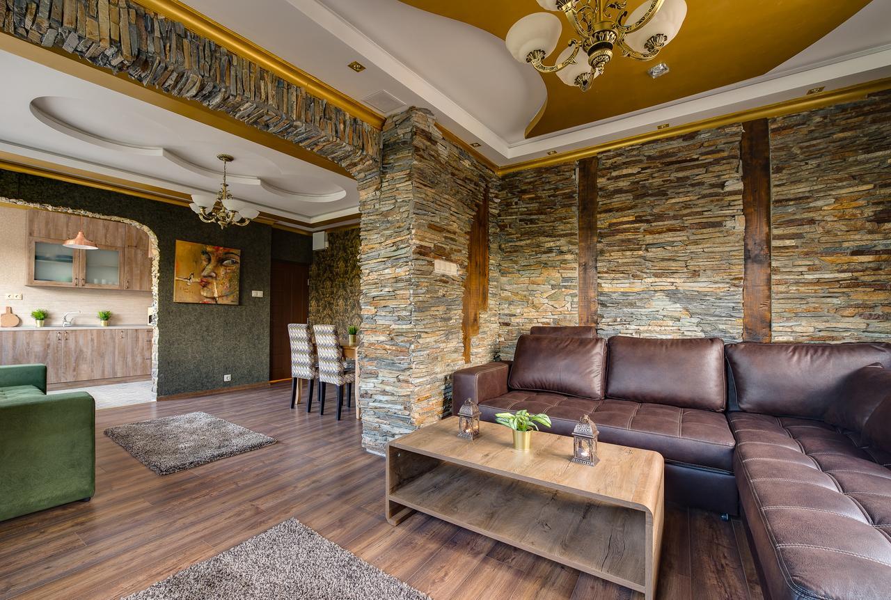 Unique Atmosphere With Golden Standard Design *